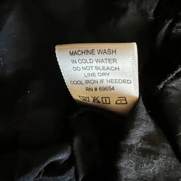 Dizzy Lizzy of Los Angeles Smocked Black & White 100% Cotton Dress Size Medium - Picture 8 of 8